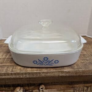 Vintage Corning Ware Blue Cornflower Casserole Dish 2.5 Quart with Lid